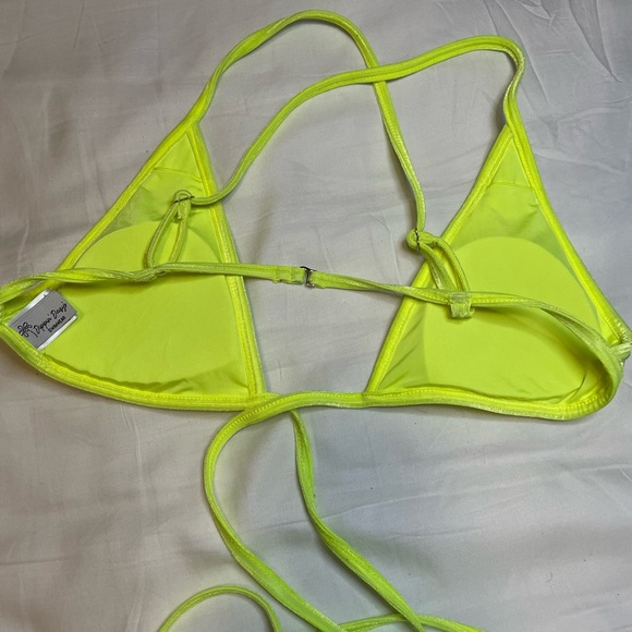 NWOT Dippin’ Daisy’s Neon Revibe Bikini Top - Picture 8 of 10